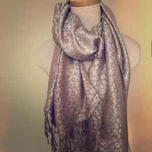 Gold scarf